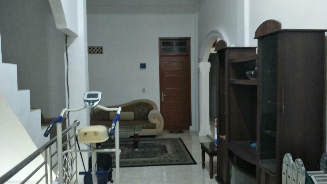 Kana Hasya Homestay "Rumoh Jamee" Meulaboh Bagian luar foto