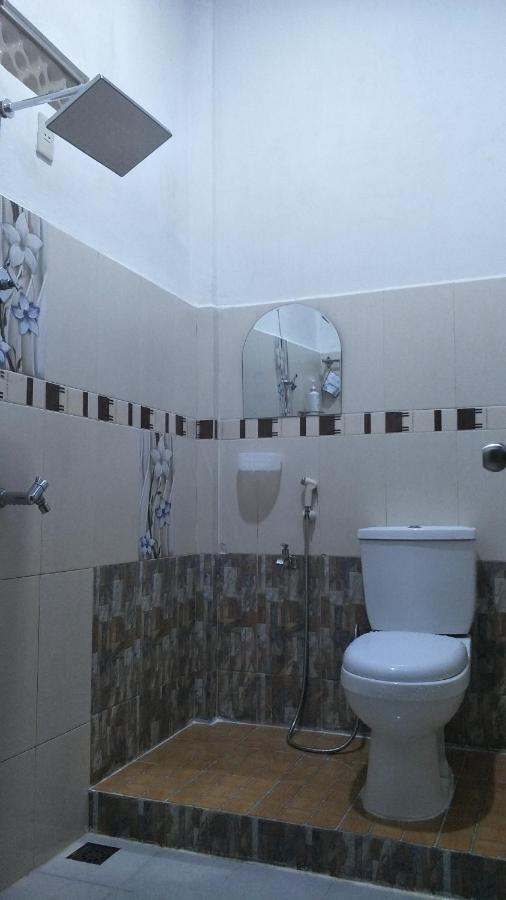 Kana Hasya Homestay "Rumoh Jamee" Meulaboh Bagian luar foto